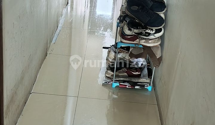 Kost Kostan 4 Lantai di Kramat Raya Senen Jakarta Pusat Strategis