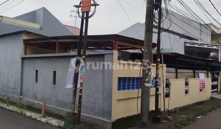 For Sale Corner House Ready to Occupying in Perumahan Bojong Indah, with Two-Car Road Access, Near Kr Station 1