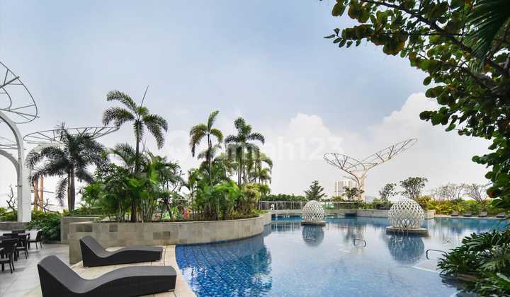 Apartemen Cantik dengan Furnished Baru Dijakarta Barat Selangkah Menuju Stasiun KRL