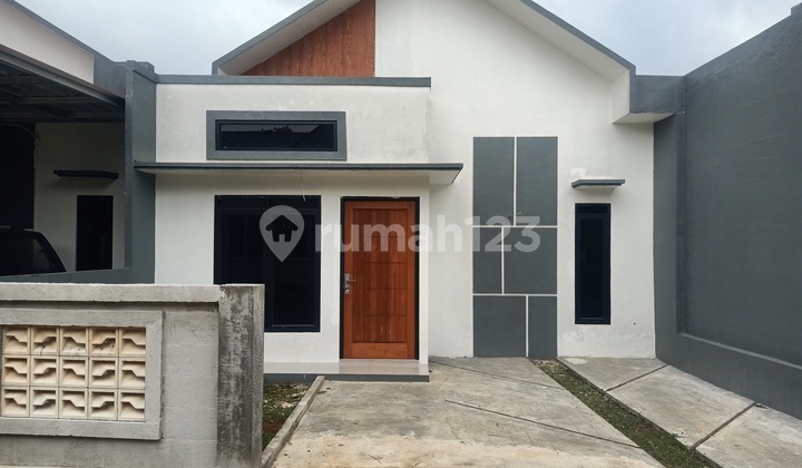 Ready to Occupy House in Depok, Ready for Mortgage Without Down Payment