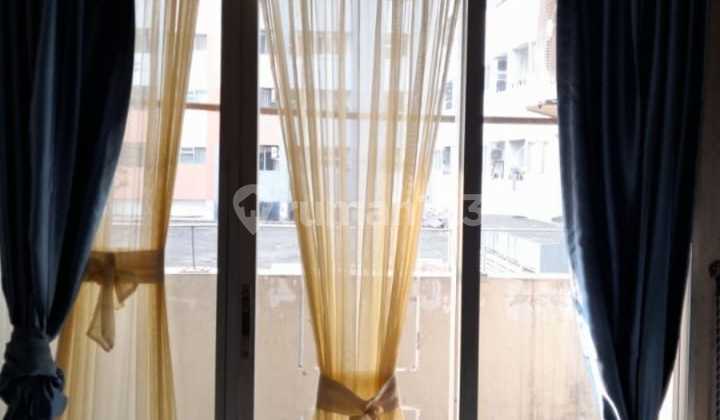 Unit Apartemen Baru Renovasi Interior Modern, Keamanan 24 Jam dan One Gate System!