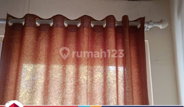 Semi-furnished house for rent, strategic location in Metland Menteng. 2