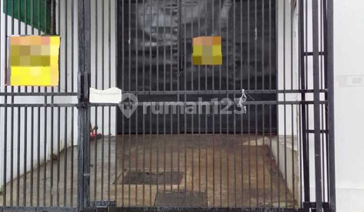 Kesempatan Emas! Gudang Siap Operasional dengan Loading Dock dan Area Parkir Luas di Lokasi Premium!