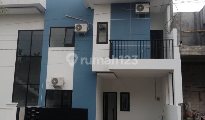 Rumah 2 Lantai Samping Citragrand 2