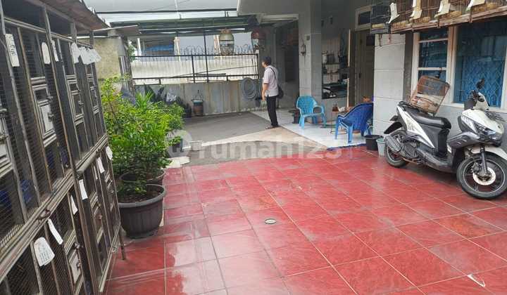 Rumah Strategis Depan Sekolah Bisa untuk Usaha di Duta Garden Jurumudi, Tangerang 2