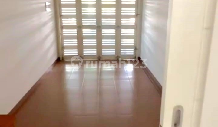 Rumah siap huni minimalis rapih di Gading Serpong, 0030 Jon 2