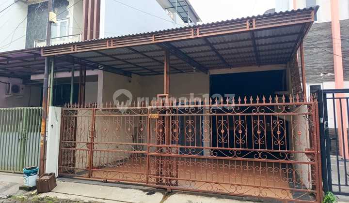Rumah Disewakan 2 Lantai Rapih Siap Huni di Citra Garden 3