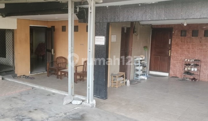 Land measurement house suitable for warehouse beside the highway in Kalideres 2