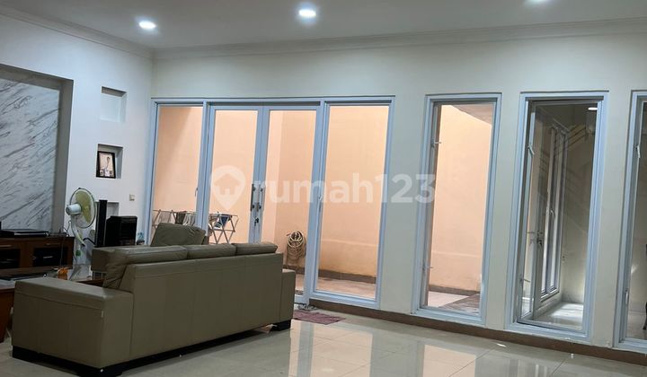 Rumah bagus, full furnished siap huni di Daan Mogot Baru Rumah bagus, full furnished siap huni di Daan Mogot Baru
