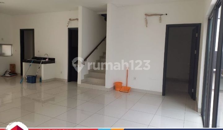 Jual Rumah 3 Lantai Unfurnish Di Daerah JGC, Jakarta Timur