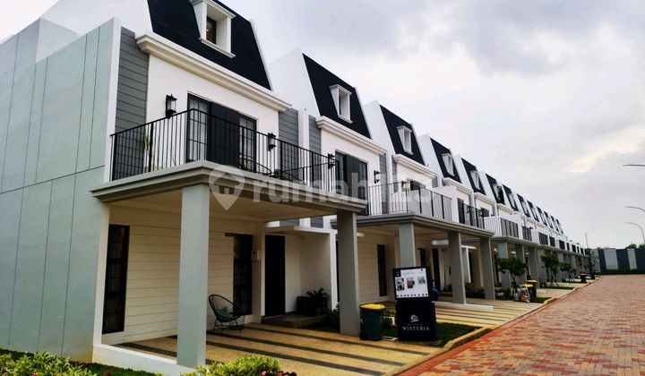 For Sale Primary Start 2 M Luxury Home in Wisteria Maison, Cakung 2
