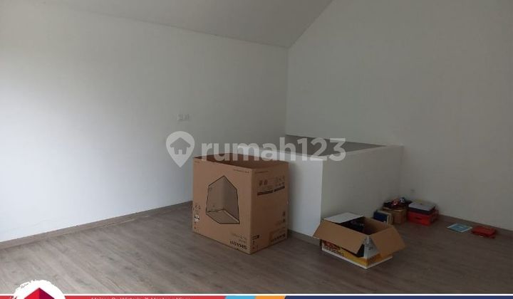 Jual Rumah 3 Lantai Unfurnish Di Daerah JGC, Jakarta Timur 2
