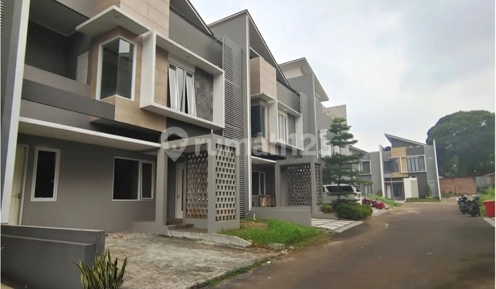Rumah Pondok Labu Dalam Cluster Jakarta Selatan Siap Huni Rumah Pondok Labu Dalam Cluster Jakarta Selatan Siap Huni
