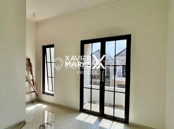 New Europan Classic Style House in Sengkaling Dau Malang