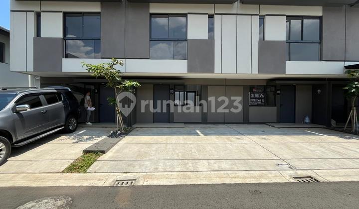 New House Ready to Live in Park Serpong, Near Gading Serpong New House Ready to Live in Park Serpong, Near Gading Serpong