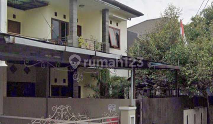2-Story House in Pondak Hijau Complex, Quick Sale!!! 1