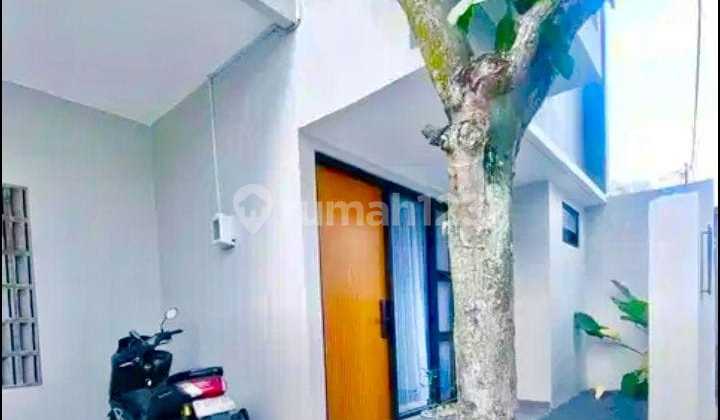 Two-Story House in Cisaranten Wetan Cluster, Bandung City 2