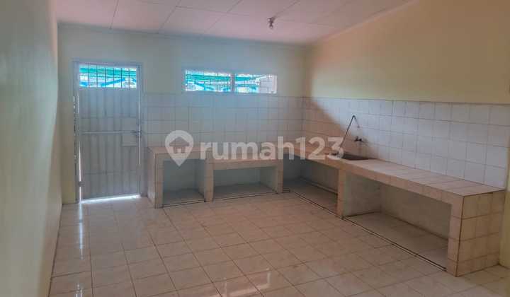 Ready-to-Use Galaxy Main Road Shop House, Strategic For All Businesses