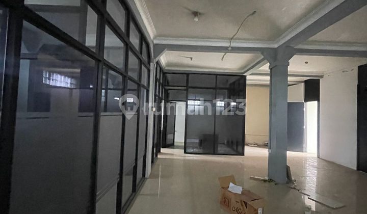 Disewakan gedung cocok untuk yayasan LPK & kantor di mustikajaya