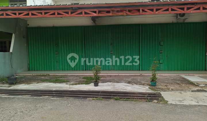 Low price shop house for sale in Jatikramat Estate housing, Bekasi. Low price shop house for sale in Jatikramat Estate housing, Bekasi.