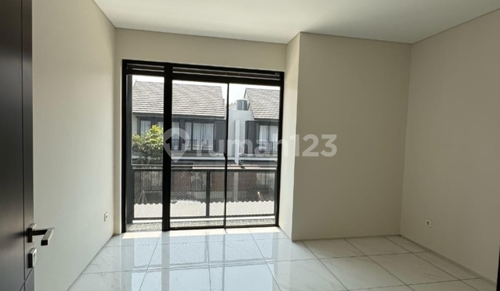 Rumah Baru Serah Terima Dari Develop Full Renov Sudah SHM Special Price