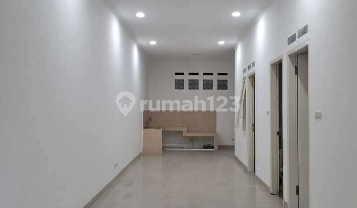 Rarely Available Well-Maintained, Ready-to-Use House in a Prime TKI Location