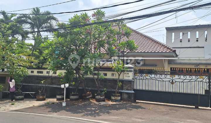 Rumah, 2 Lantai, SHM, di Tebet