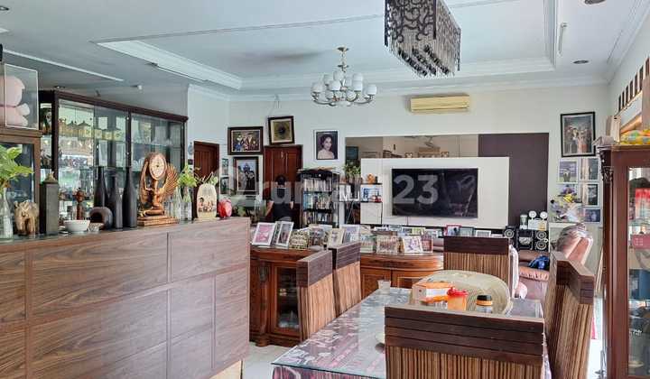 Rumah, 2 Lantai, SHM, di Tebet 2