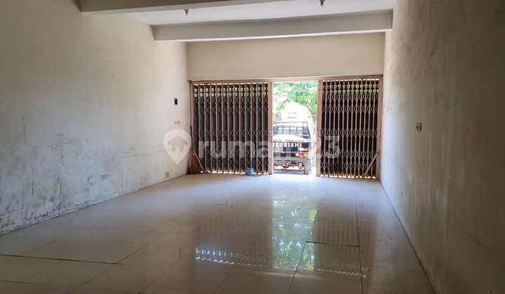 FOR SALE 3-STORY SHOPHOUSE IN JELIDRO FOR SALE 3-STORY SHOPHOUSE IN JELIDRO