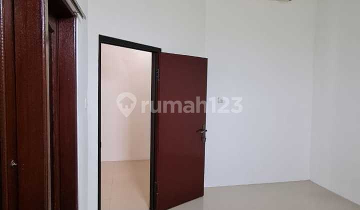 FOR SALE Single-story house ready to occupy in Babatan Pilang. 2