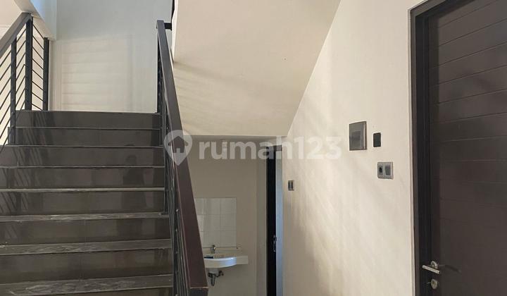 RUMAH PRAMBANAN RESIDENCE 2 LANTAI FOR RENT RUMAH PRAMBANAN RESIDENCE 2 LANTAI FOR RENT