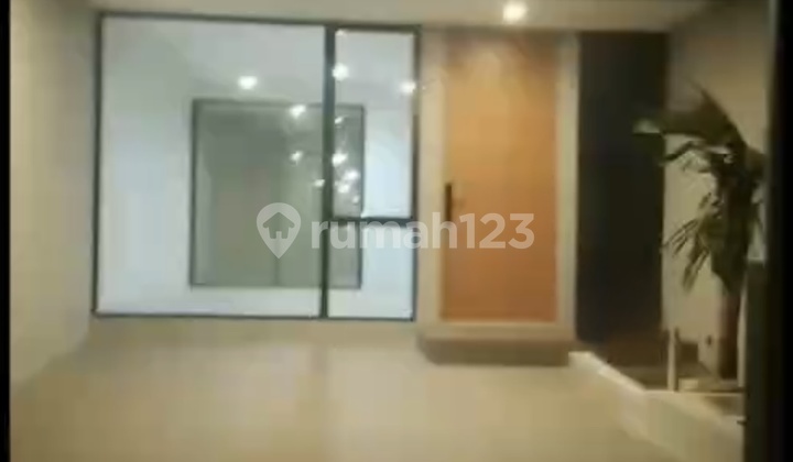 Northwest New House Never Inhabited 2 Floors + Attic Northwest New House Never Inhabited 2 Floors + Attic