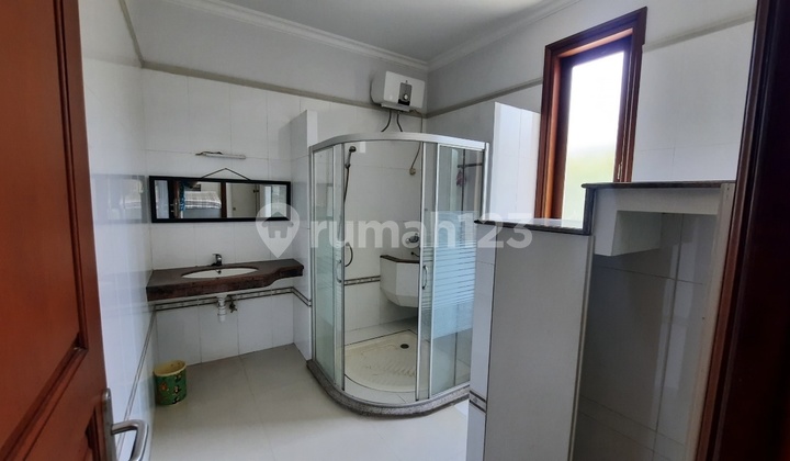 Rumah Babatan Pratama 2 Lantai Mewah Row Lebar 2