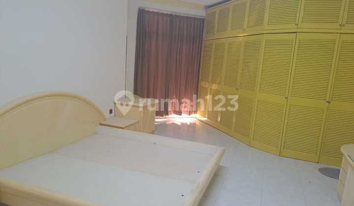 1.5-STORY HOUSE FULLY RENOVATED IN SATELLITE AREA FOR RENT