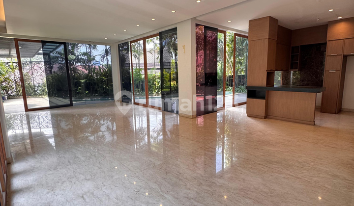 Rumah di Patra Kuningan Jakarta Selatan Rumah di Patra Kuningan Jakarta Selatan