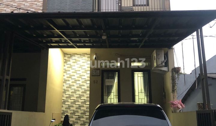 Dijual Murah Rumah 3 Lantai di Joglo, Jakbar 2