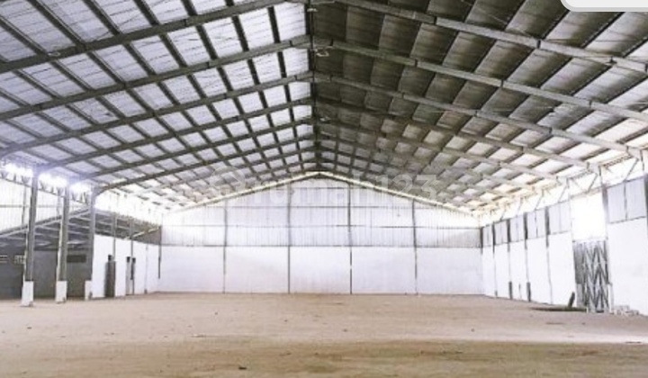 Ready-to-Use Cheap Warehouse 1200m2 in Warehouse Complex Near Indocement Gunung Putri Bogor Toll Road Ready-to-Use Cheap Warehouse 1200m2 in Warehouse Complex Near Indocement Gunung Putri Bogor Toll Road