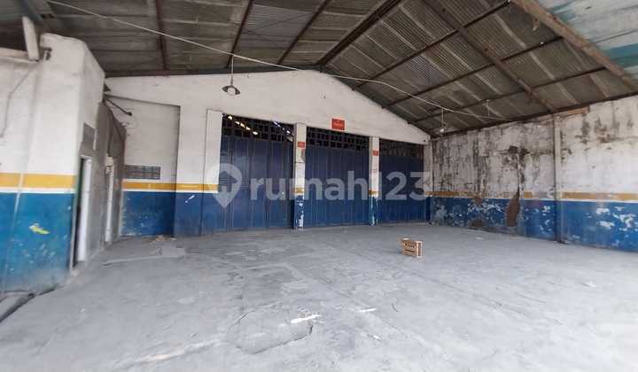 Affordable Warehouse Lb 2000m2 Ready to Use Citereup Gunung Putri Bogor