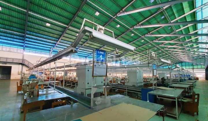 Selling Cheap Warehouse Ex-Factory, Building Area 19,000M2, Land Area 34,000M2. Strategic Garment Production / Factory Industrial Area, Ocok, Purwakarta, West Java.