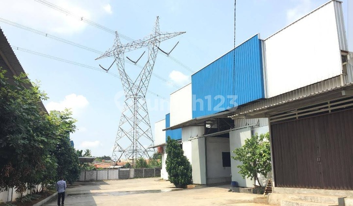 Good Warehouse Ready to Use Area 1500m2 Roadside Container Access Near Sentul Bogor Toll