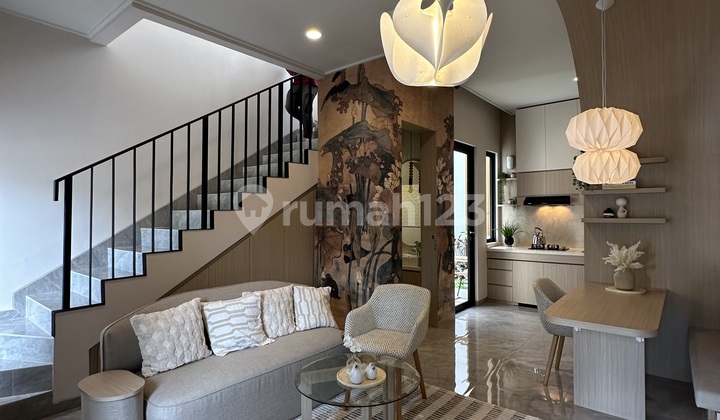 Rumah 2 Lantai Cocok untuk Investasi atau Dipakai Sendiri di Alam Sutera 2
