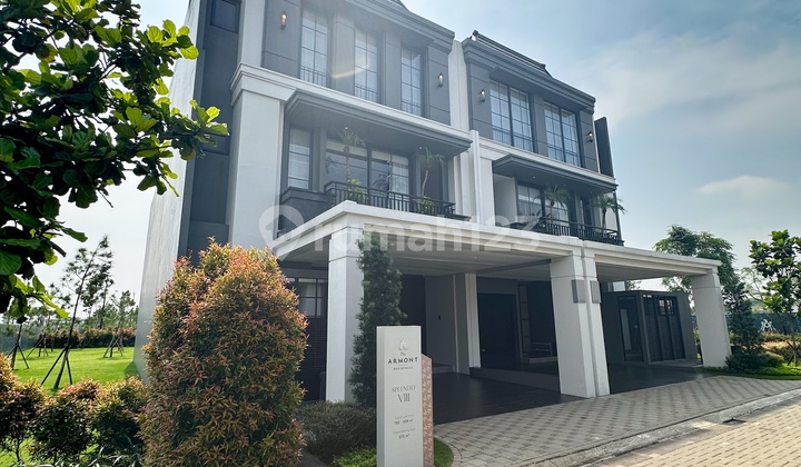 Rumah Classic, Mewah, Elegant di Pusat Kota BSD