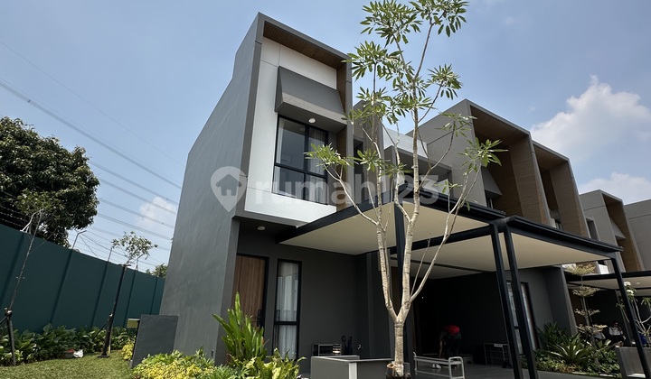 Rumah 2 Lantai Bebas Banjir di Alam Sutera - Stok Terakhir!!!