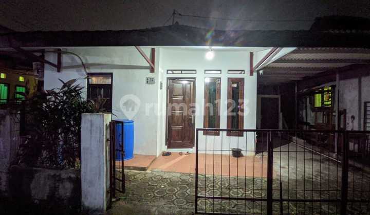 Dijual Rumah Siap Huni , Luas Tanah 104m2 di Jatijajar 1, Tapos - Depok 2