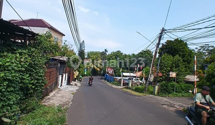 House for Sale Facing 2 Streets, One of Them is the Main Road – Jl. Melati Raya Depok 1 2