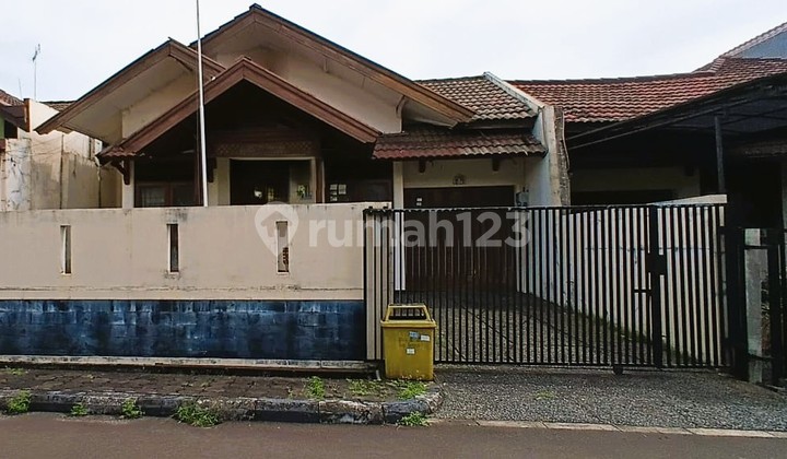 RUMAH 1½ LANTAI DI PESONA DEPOK ESTATE – LINGKUNGAN ASRI & TENANG! RUMAH 1½ LANTAI DI PESONA DEPOK ESTATE – LINGKUNGAN ASRI & TENANG!