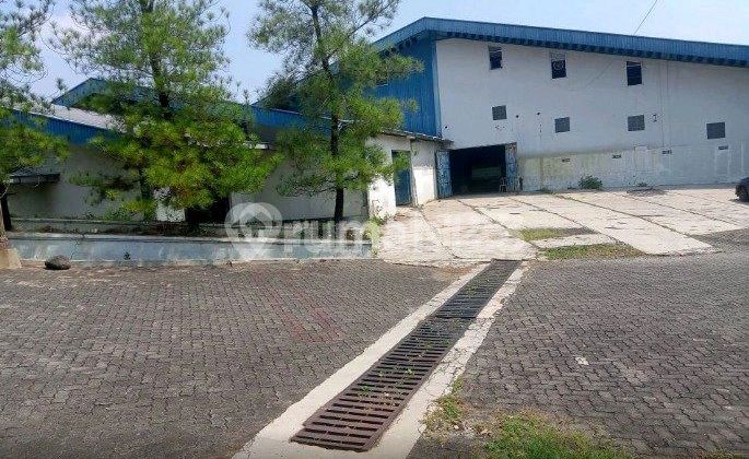 Dijual Gudang Pinggir Jalan 5 Bangunan 1 Lokasi 1