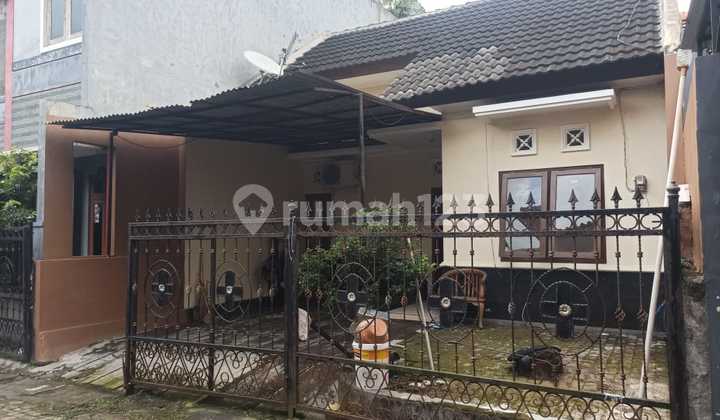 *Dijual Tanah Bonus Rumah Layak Huni Dalam Perum* *Lokasi* : *Jl. Kaliurang Km 8,5 Ngaglik Sleman Yogyakarta*Luas Tanah 105 M²Luas Bangunan 60 M²Shm + Imbkamar Tidur 2Kamar Mandi 1R Tamu, R Keluargadapur Legataman Depancarport/ Garasidalam Perumahanone Ga *Dijual Tanah Bonus Rumah Layak Huni Dalam Perum* *Lokasi* : *Jl. Kaliurang Km 8,5 Ngaglik Sleman Yogyakarta*Luas Tanah 105 M²Luas Bangunan 60 M²Shm + Imbkamar Tidur 2Kamar Mandi 1R Tamu, R Keluargadapur Legataman Depancarport/ Garasidalam Perumahanone Ga