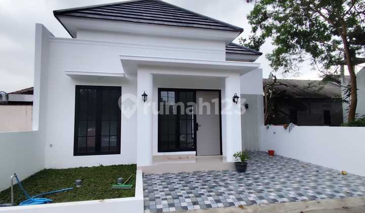 Rumah Baru Modern Klasik Dekat Uii Rumah Baru Modern Klasik Dekat Uii