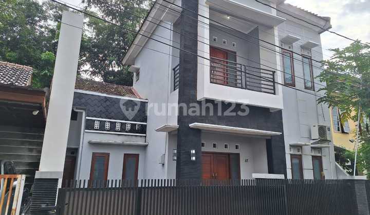 Rumah 2 Lantai Siap Huni Dalam Perum Dekat Uii Rumah 2 Lantai Siap Huni Dalam Perum Dekat Uii